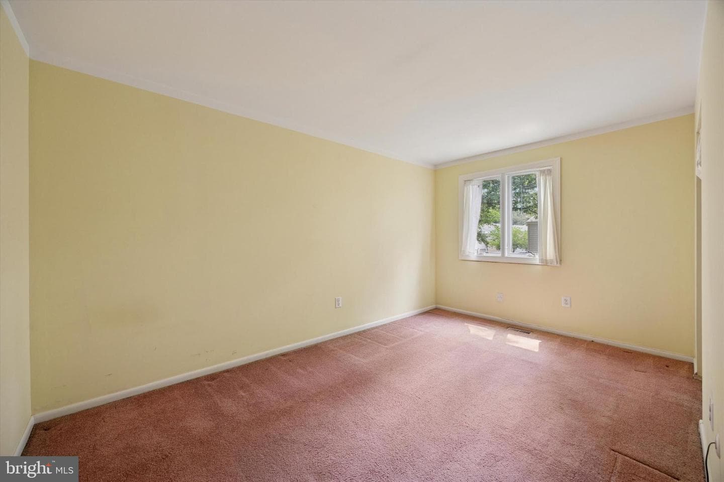 506 Portsmouth Court photo 17