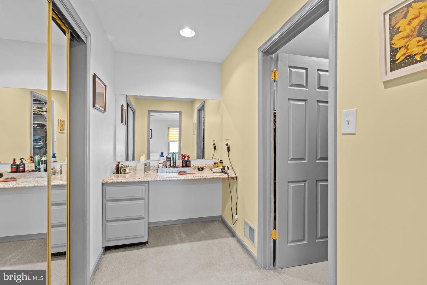 987 Highpointe Circle photo 20