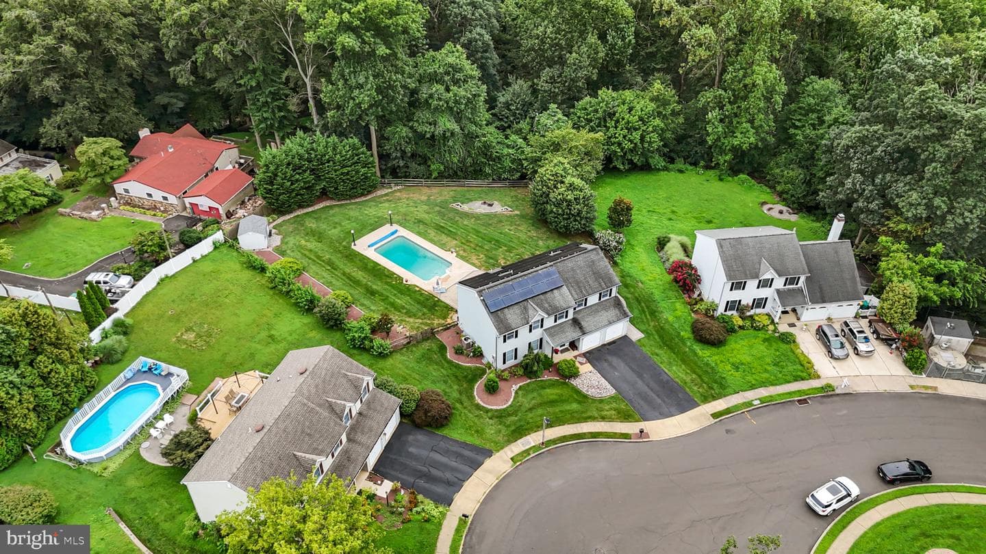 987 Highpointe Circle photo 47