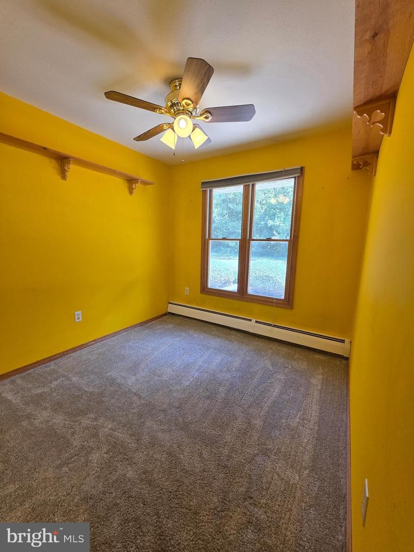 1 Mistletoe Lane photo 16