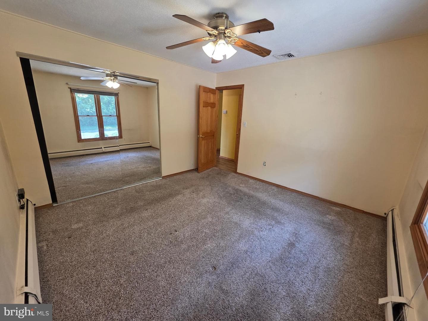 1 Mistletoe Lane photo 20