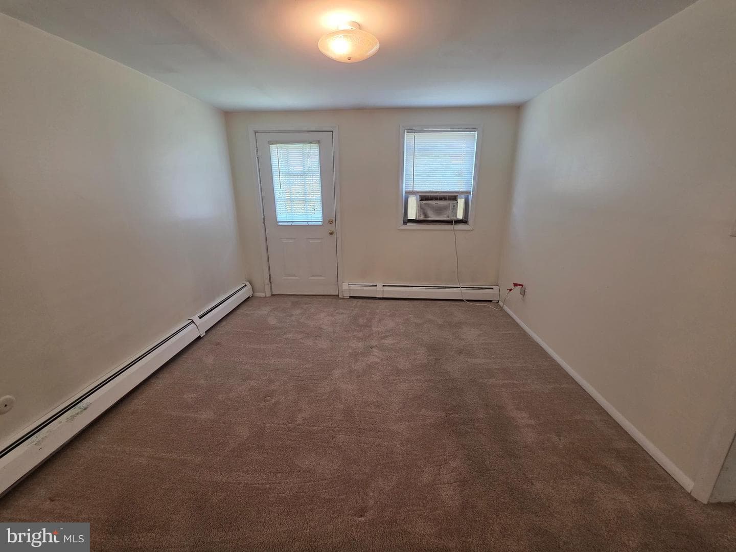 1 Mistletoe Lane photo 45