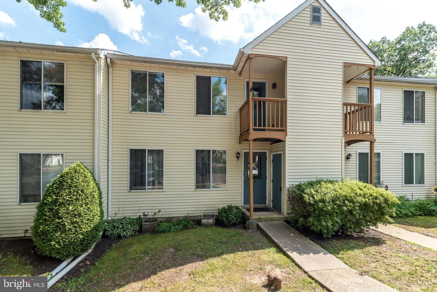 18 Kittery Court photo 2
