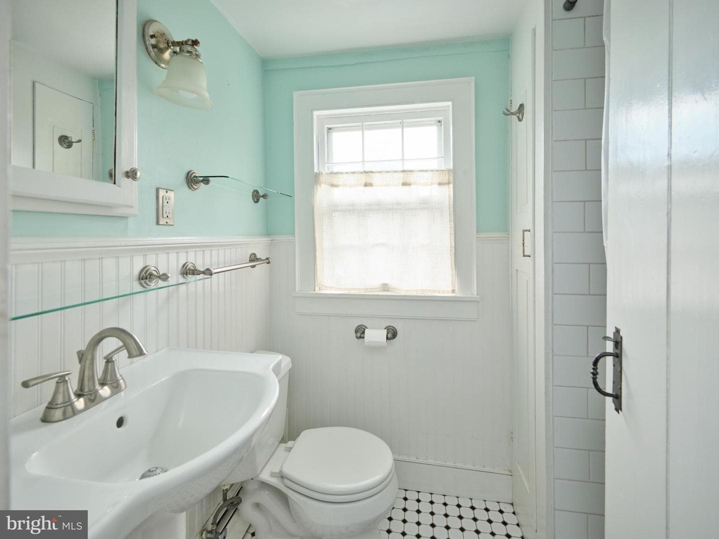 226 Court Street photo 24