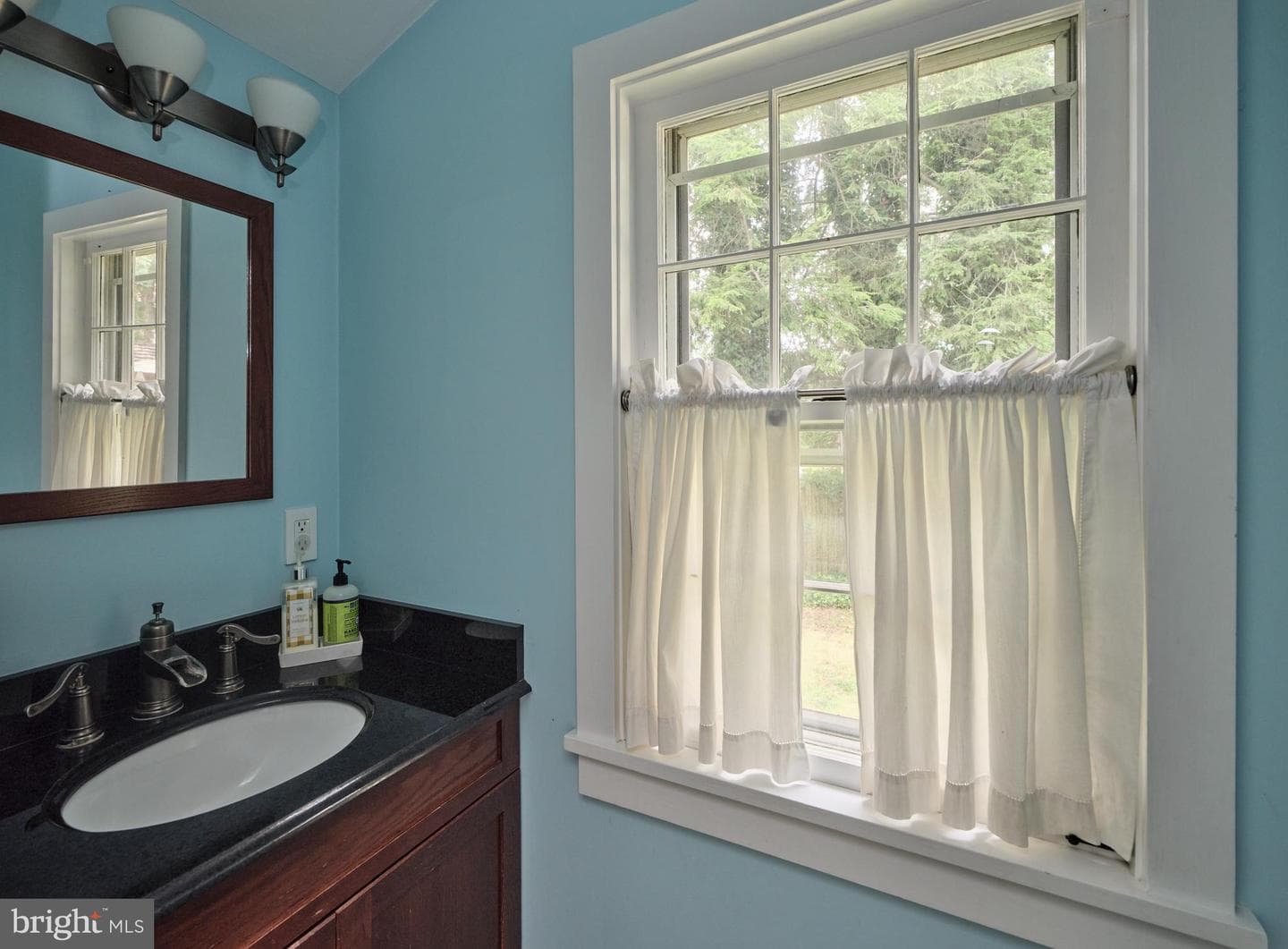 226 Court Street photo 30