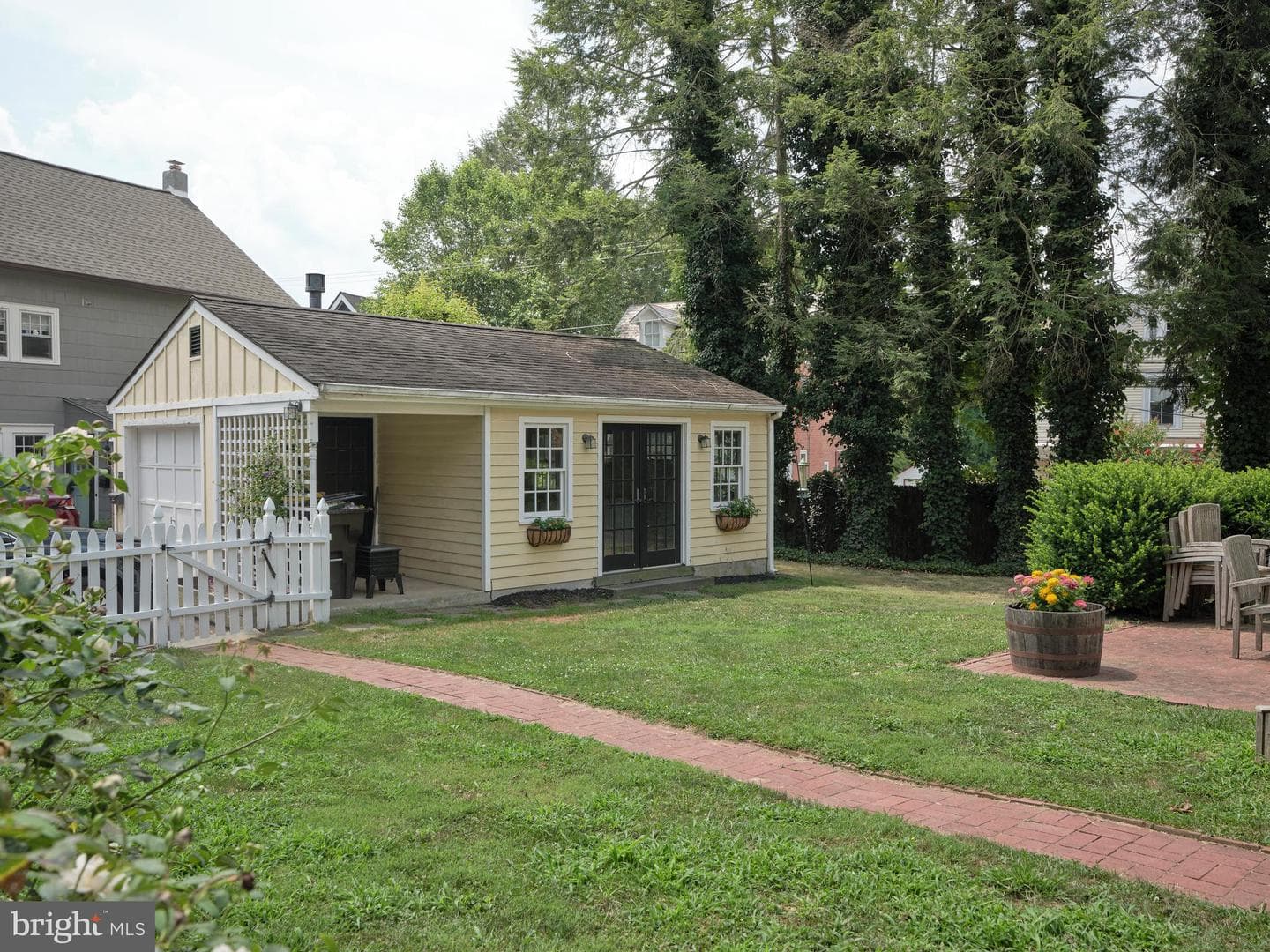 226 Court Street photo 5