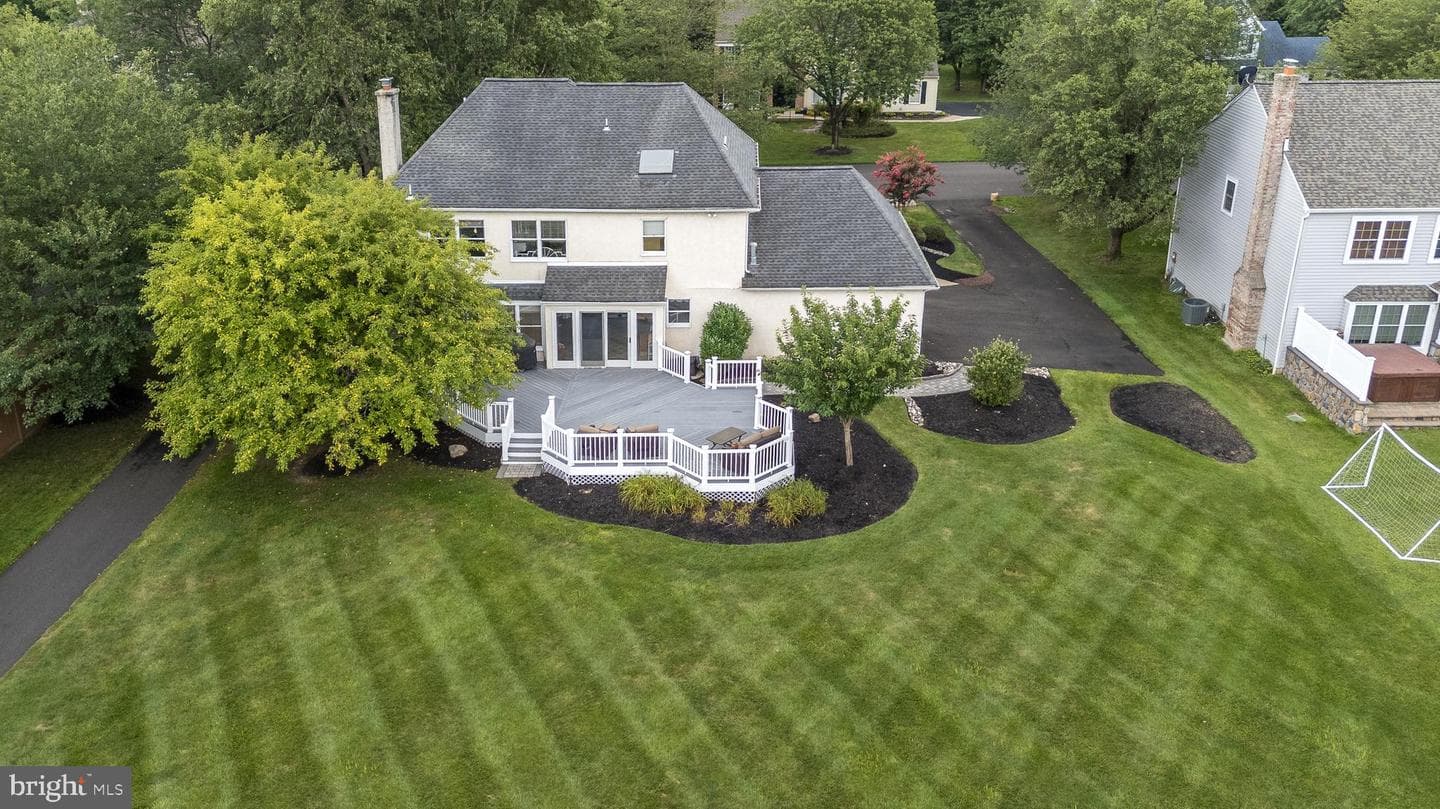 1277 Dogwood Drive photo 4