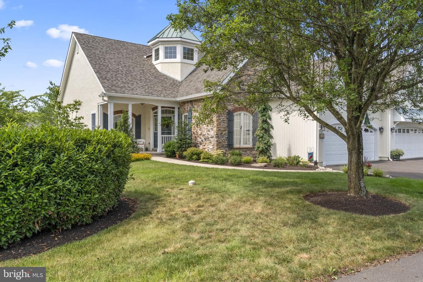 5859 Hickory Hollow Lane photo 2