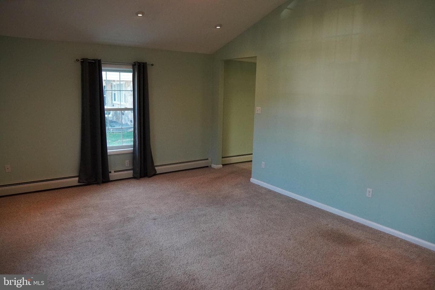 8 McCarthy Avenue photo 12