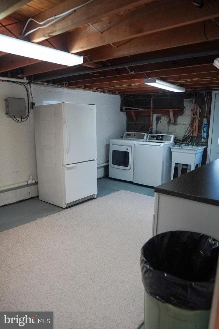 8 McCarthy Avenue photo 34