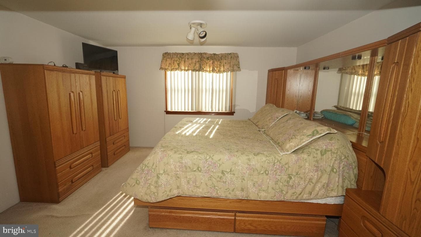 2307 State Road photo 10
