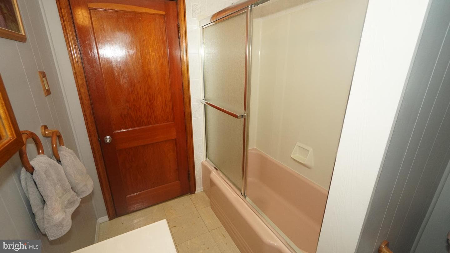 2307 State Road photo 17