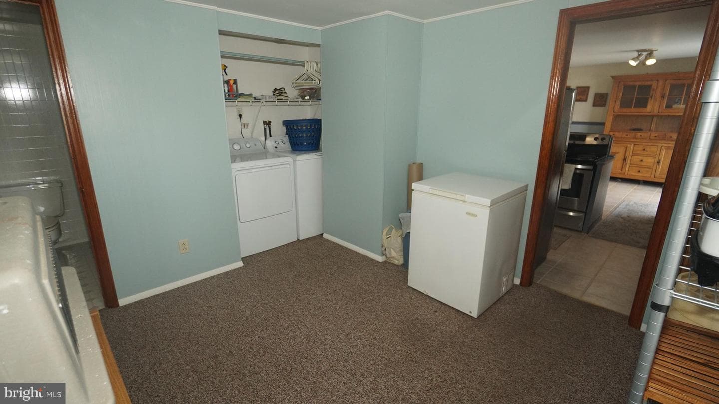 2307 State Road photo 21