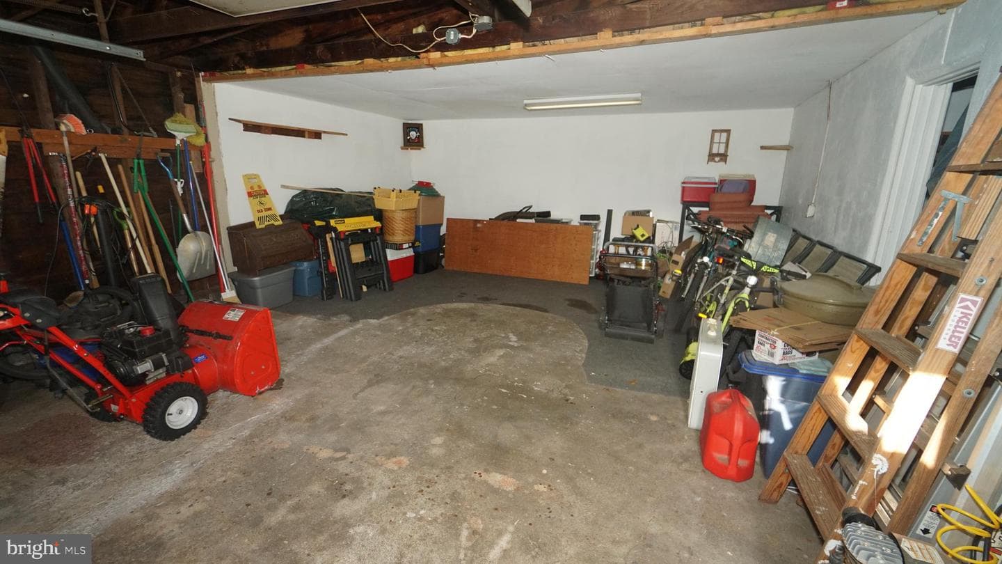 2307 State Road photo 25
