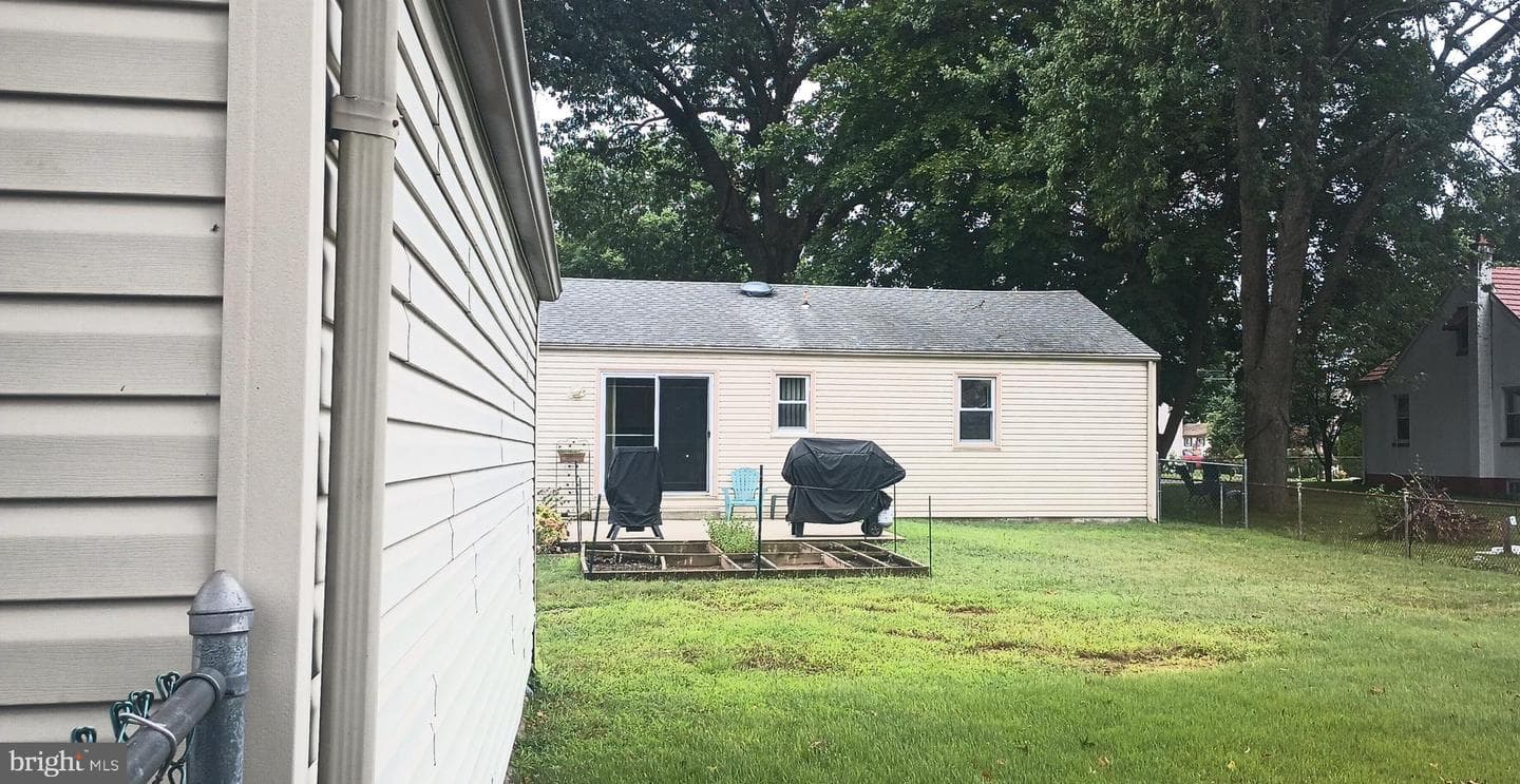 2307 State Road photo 31