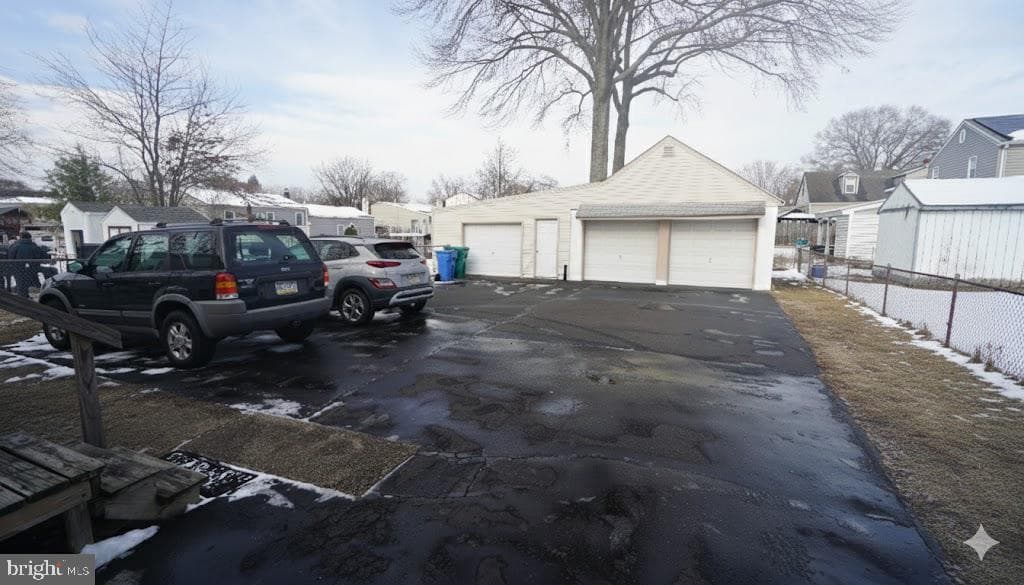 2307 State Road photo 37
