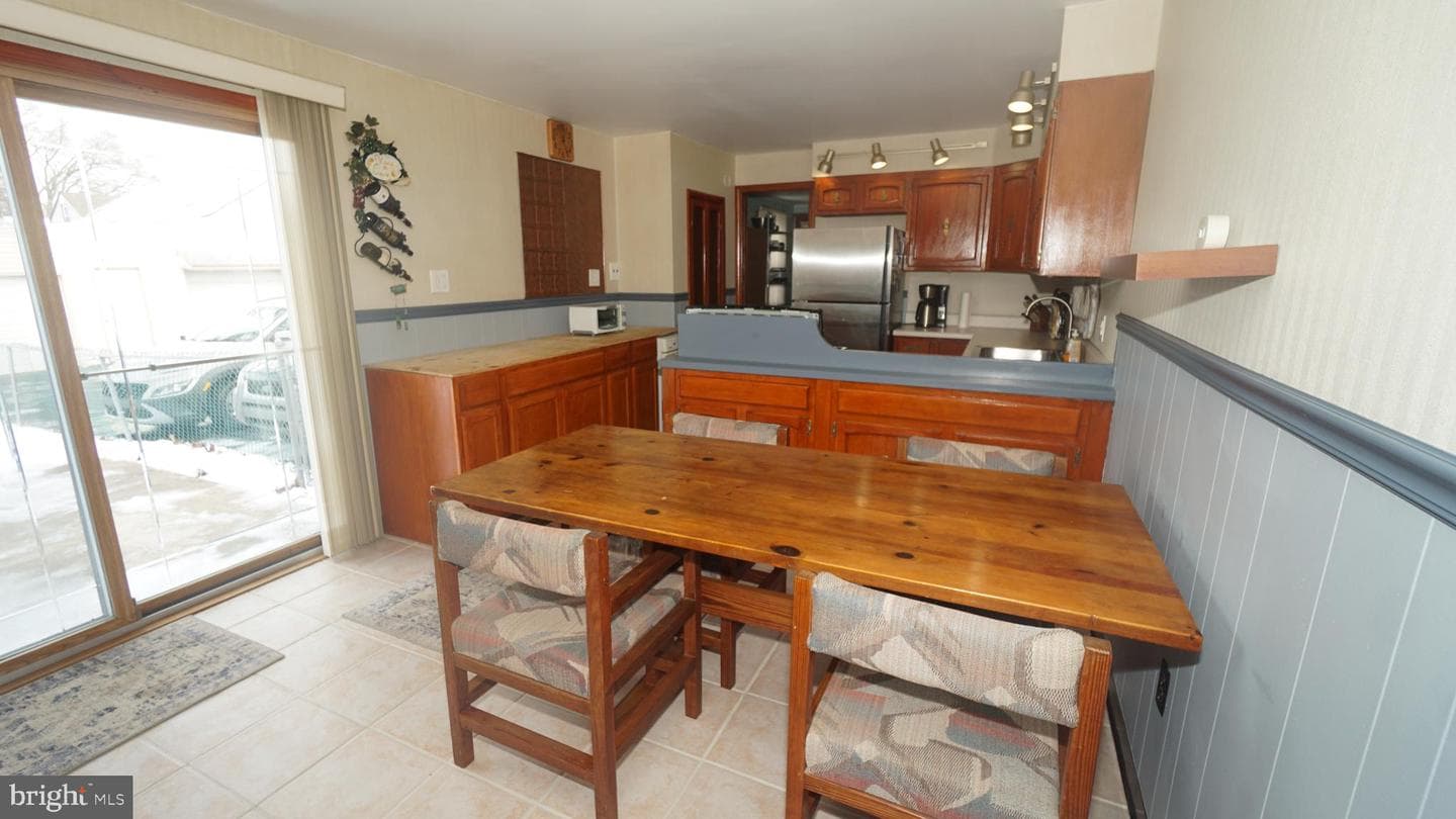 2307 State Road photo 7