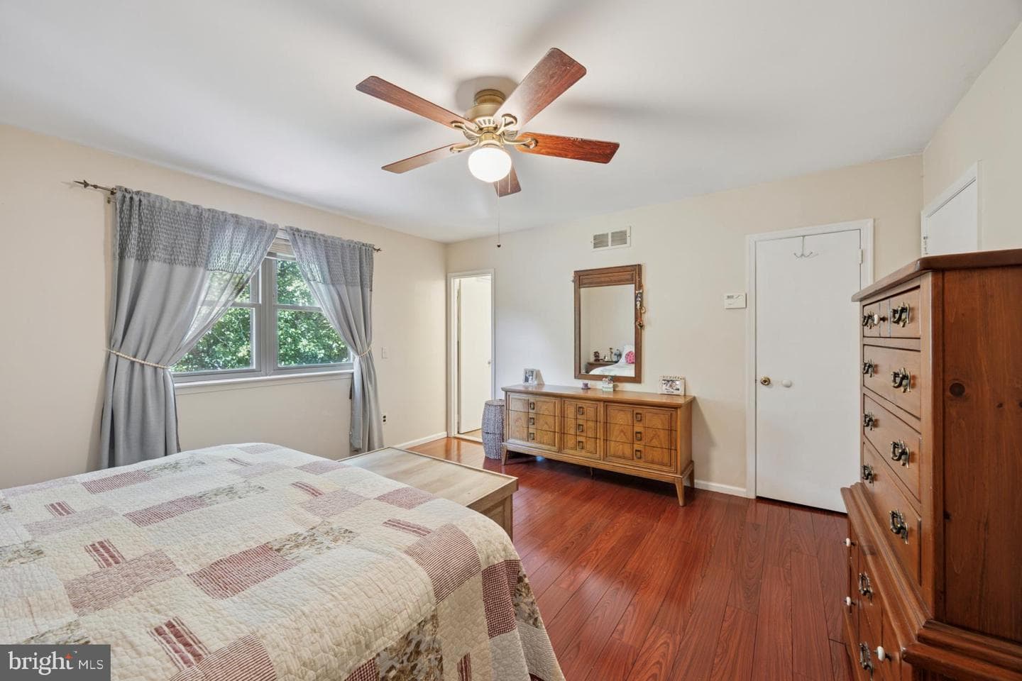 379 Glen Meadow Road photo 17
