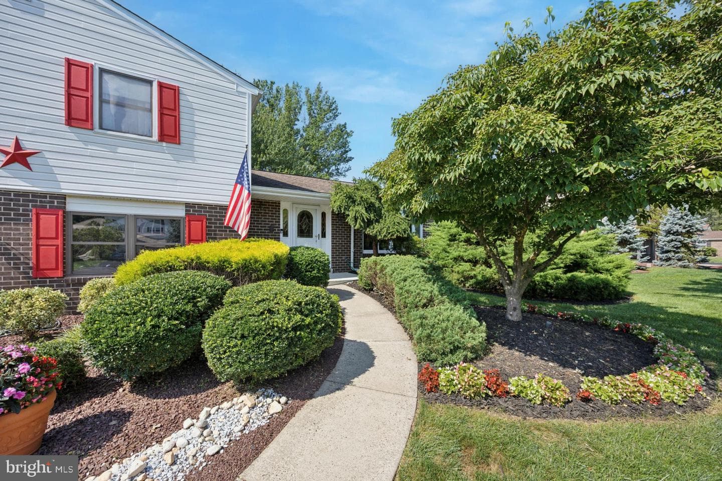 379 Glen Meadow Road photo 2