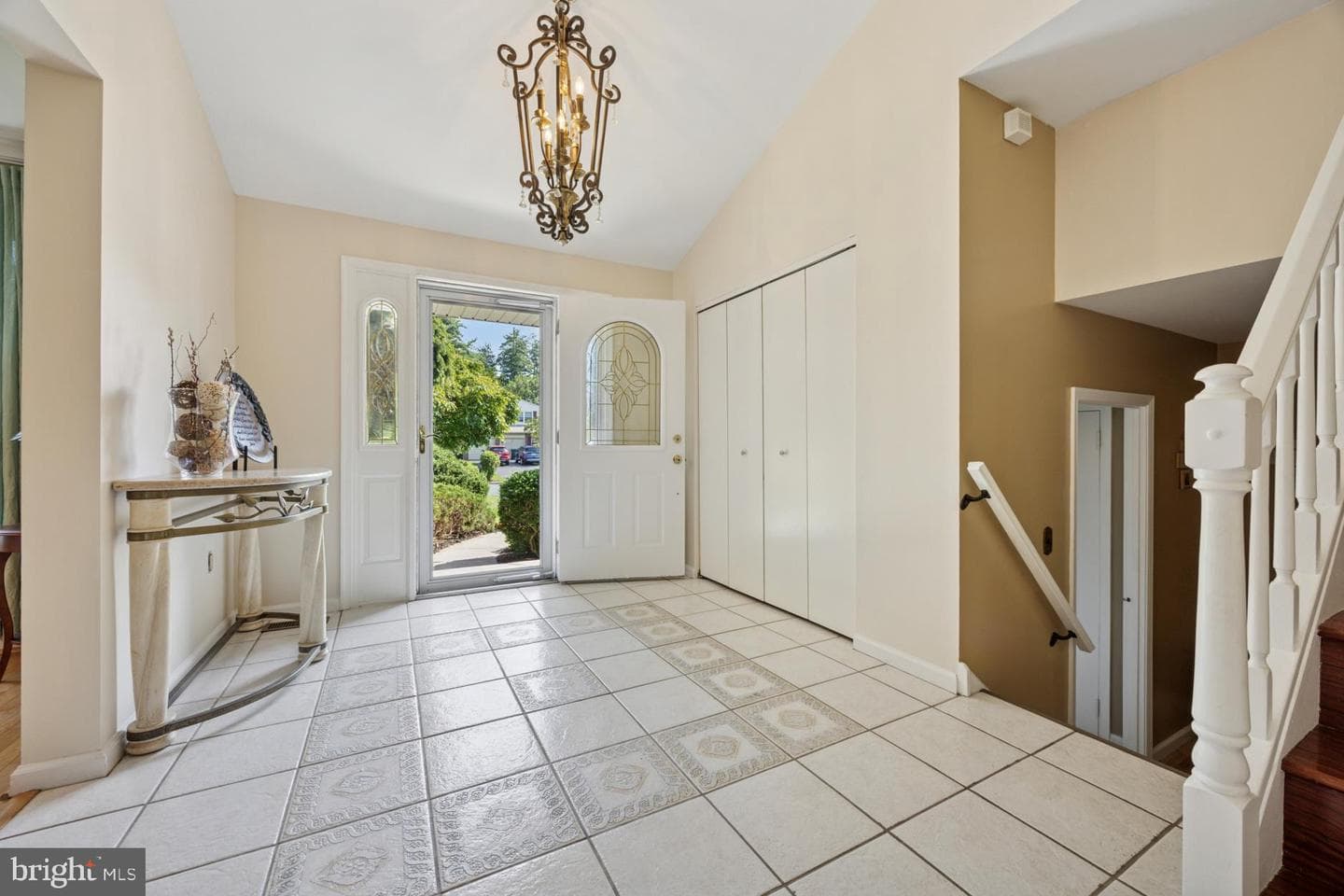 379 Glen Meadow Road photo 5