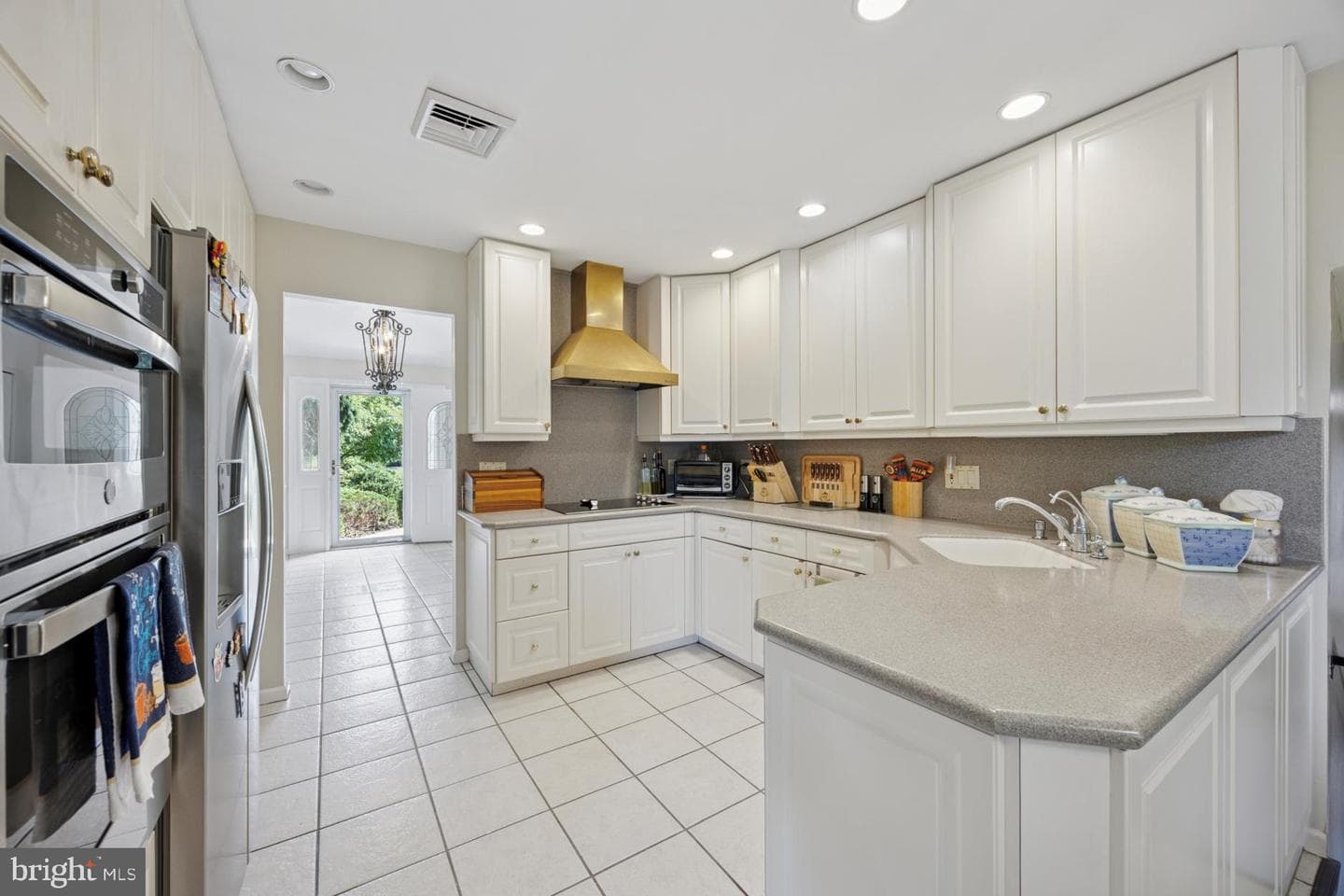 379 Glen Meadow Road photo 7