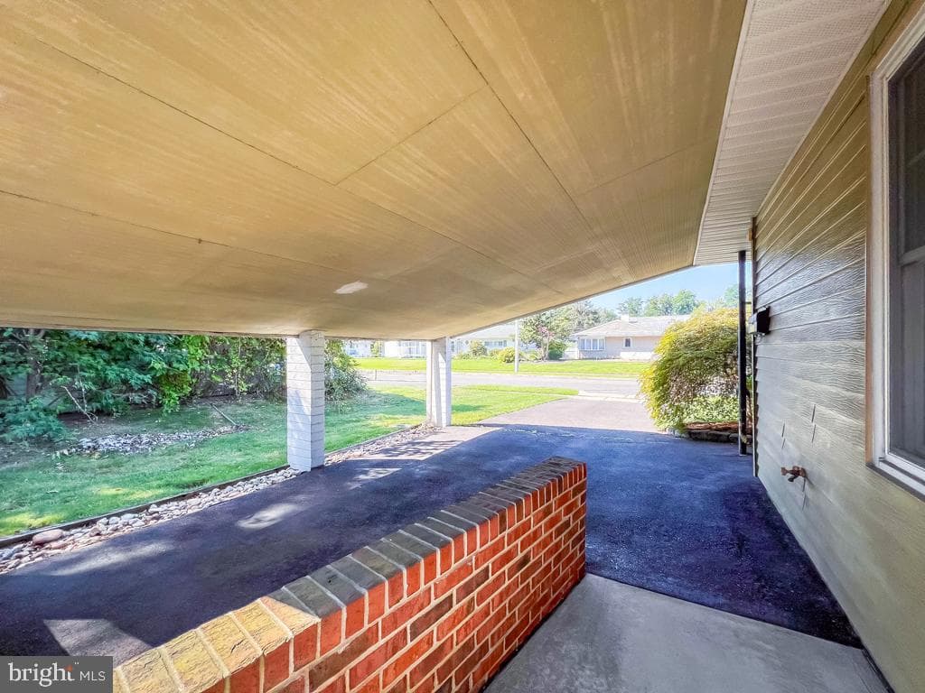 10 Mockorange Lane photo 28