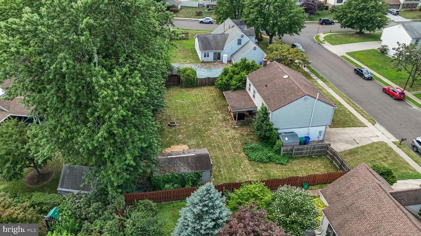 525 Nel Drive photo 37