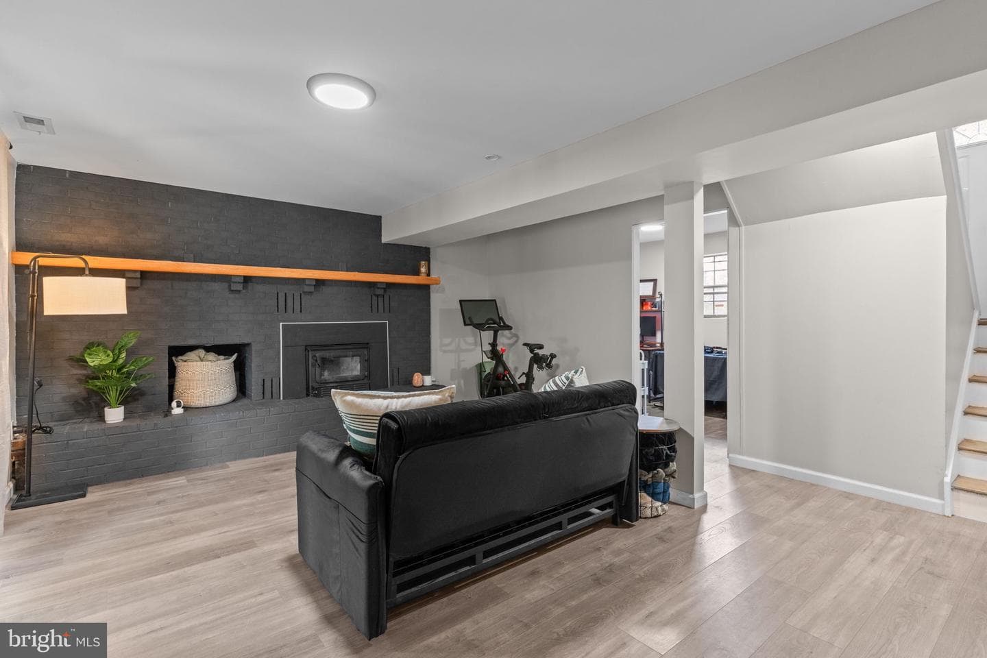 525 Nel Drive photo 4