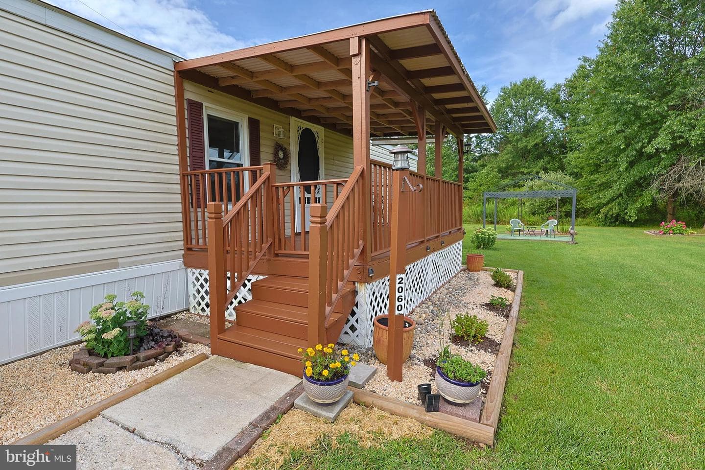 2060 Rohrbach Lane photo 5