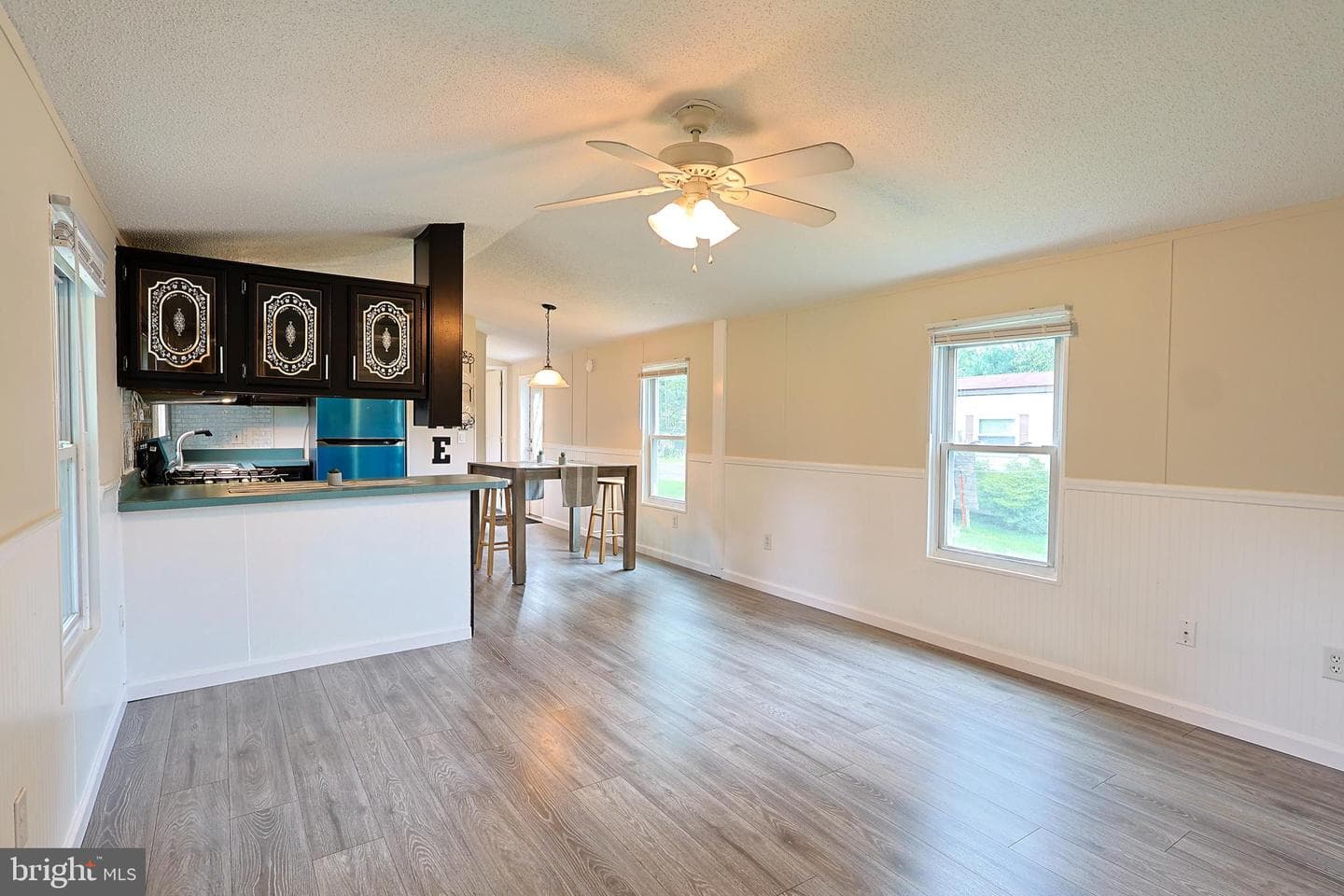 2060 Rohrbach Lane photo 6