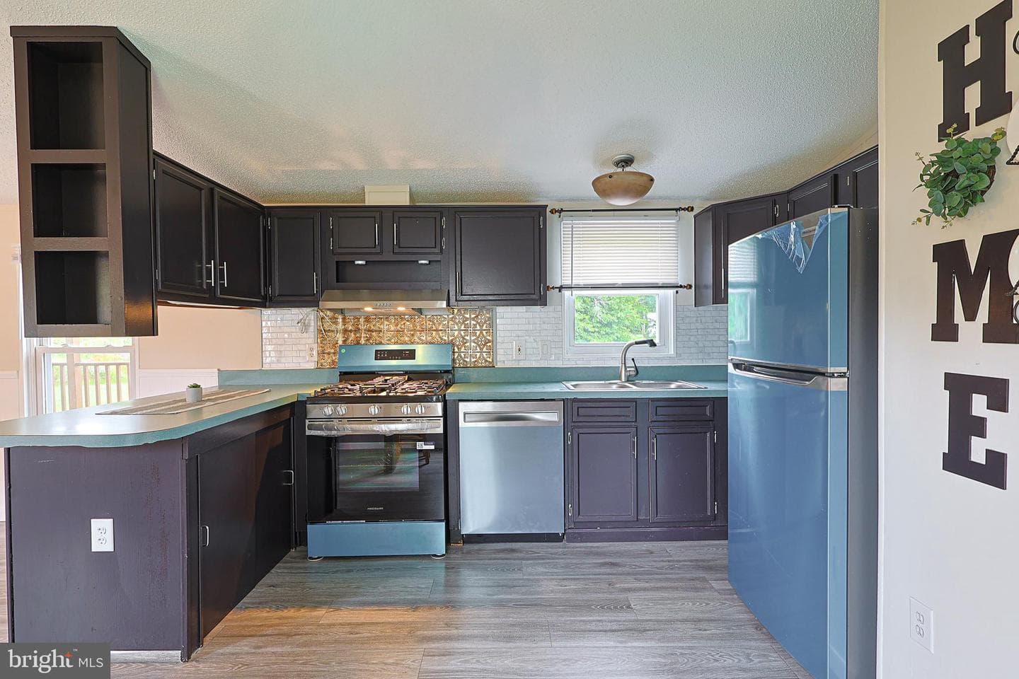 2060 Rohrbach Lane photo 9