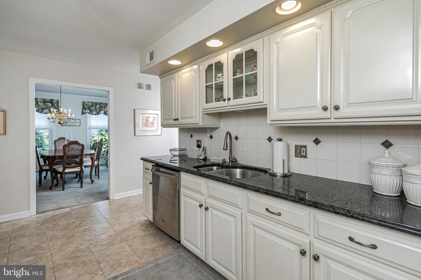 1034 Victory Drive photo 15