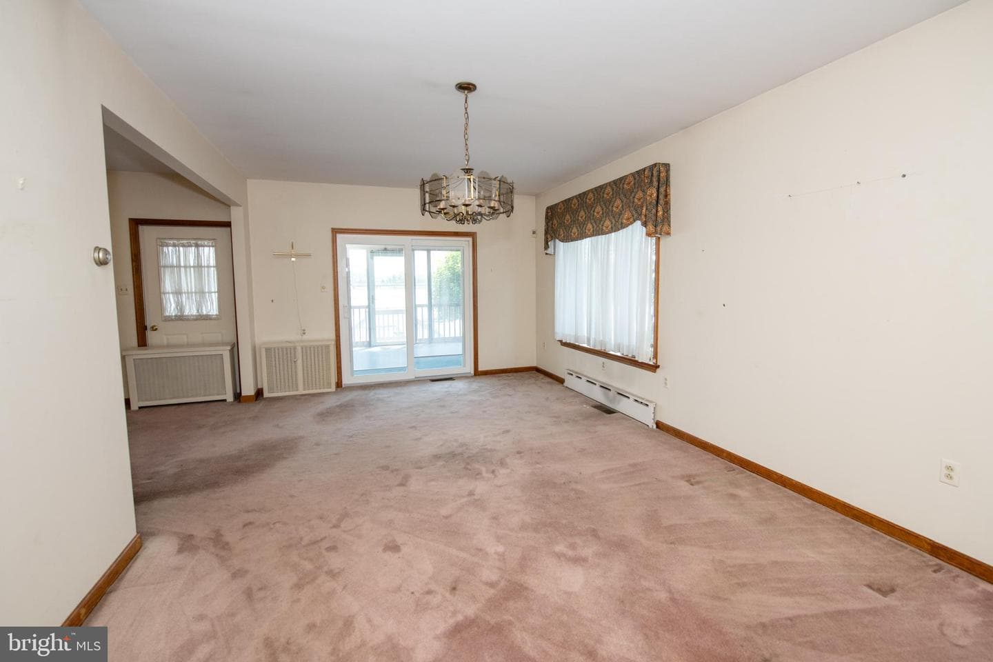 6220 N Radcliffe Street photo 24