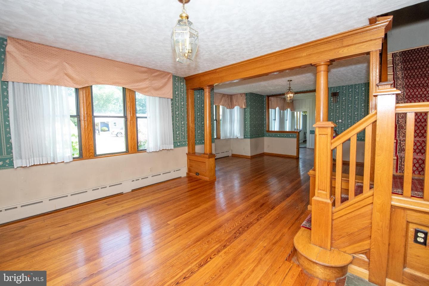 6220 N Radcliffe Street photo 7