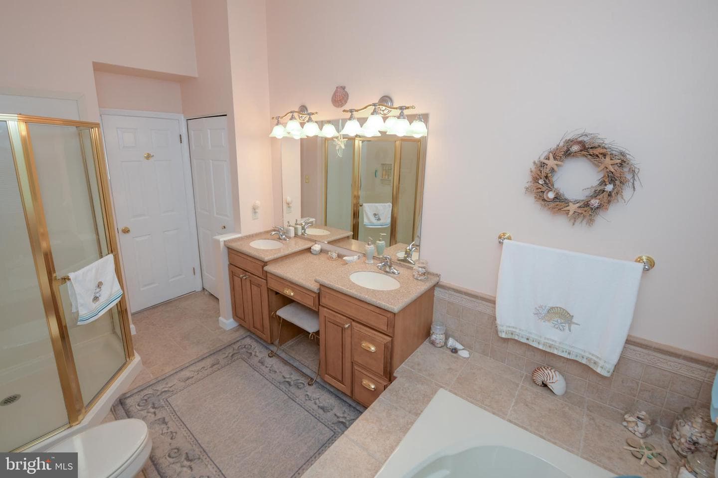 215 Rumford Court photo 31