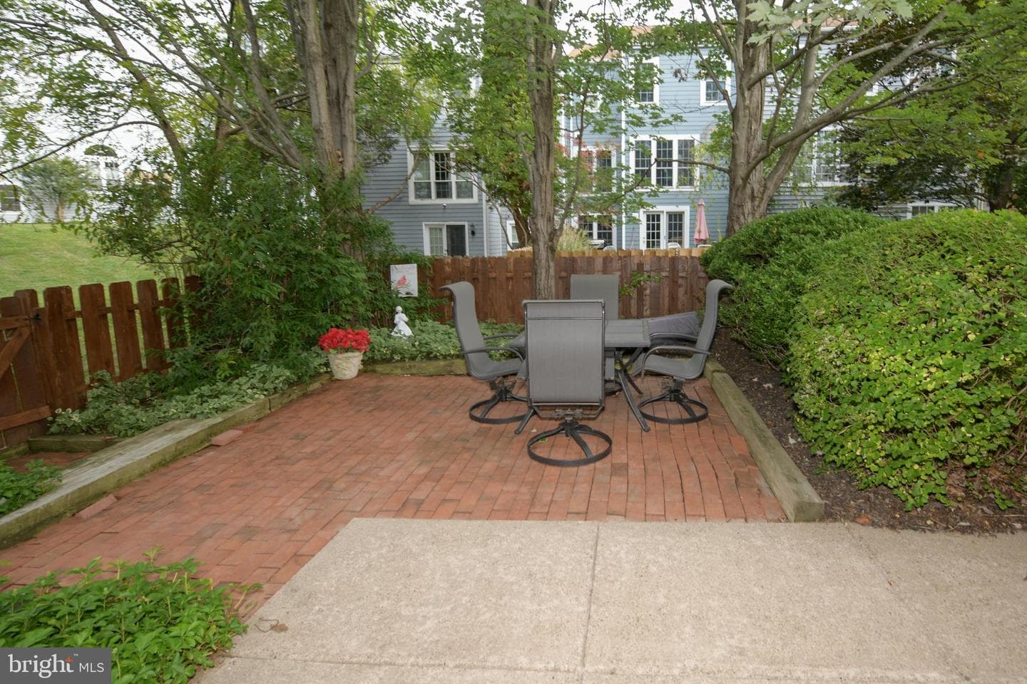 215 Rumford Court photo 43