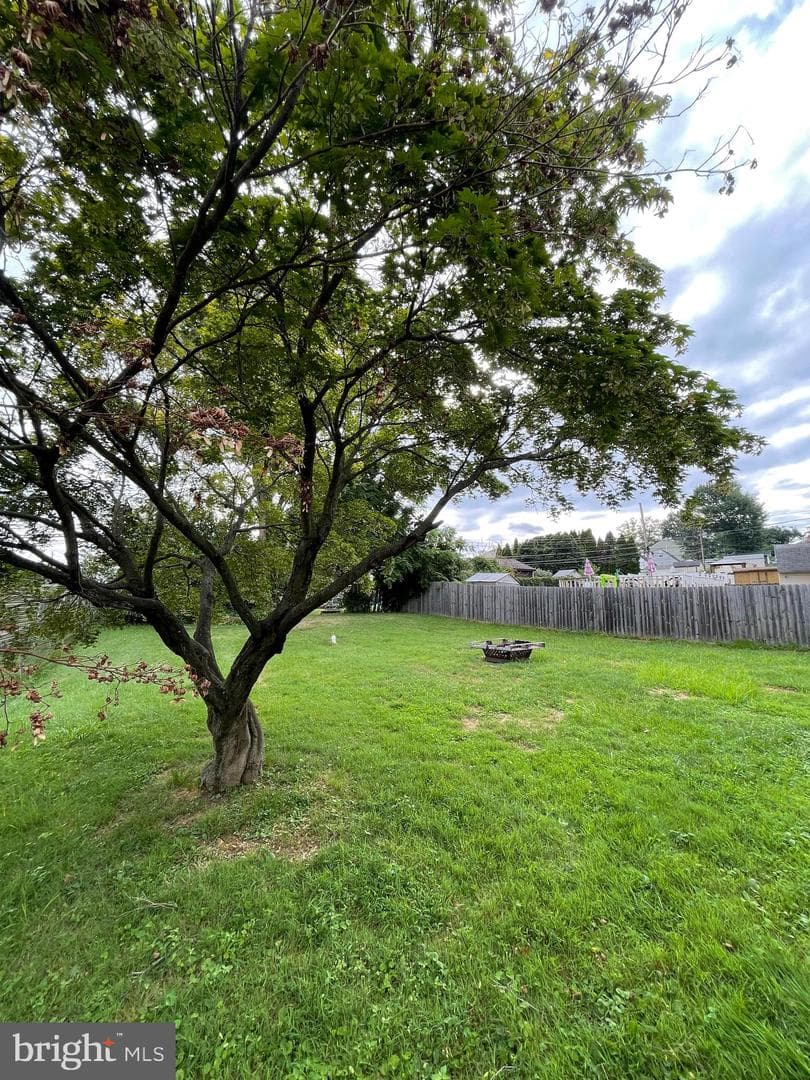289 Holly Drive photo 3