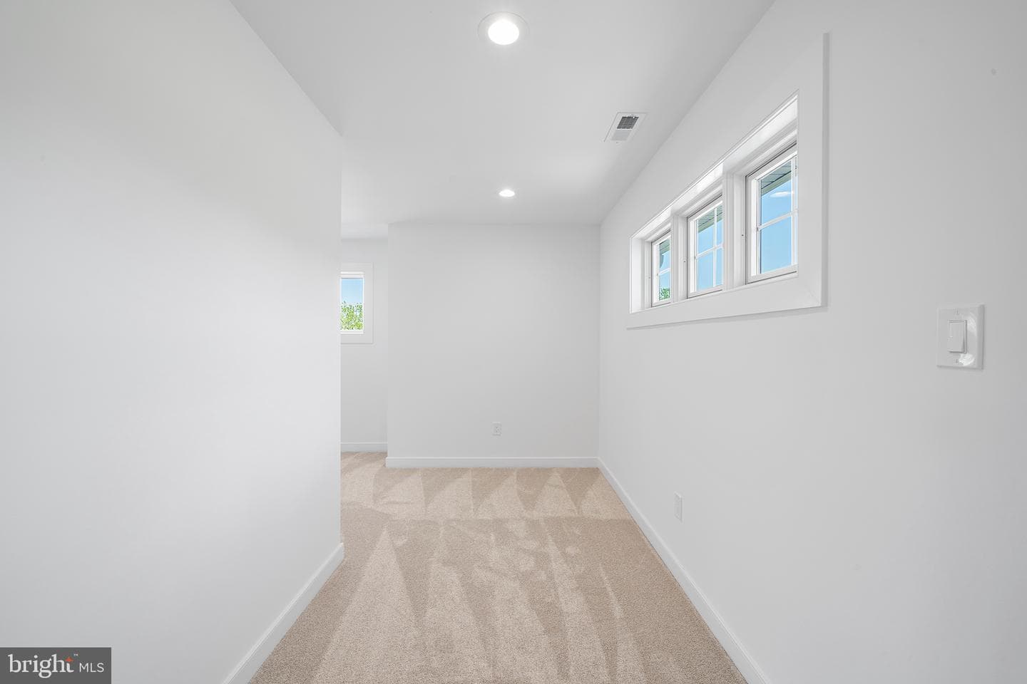 744 Broad Street photo 42