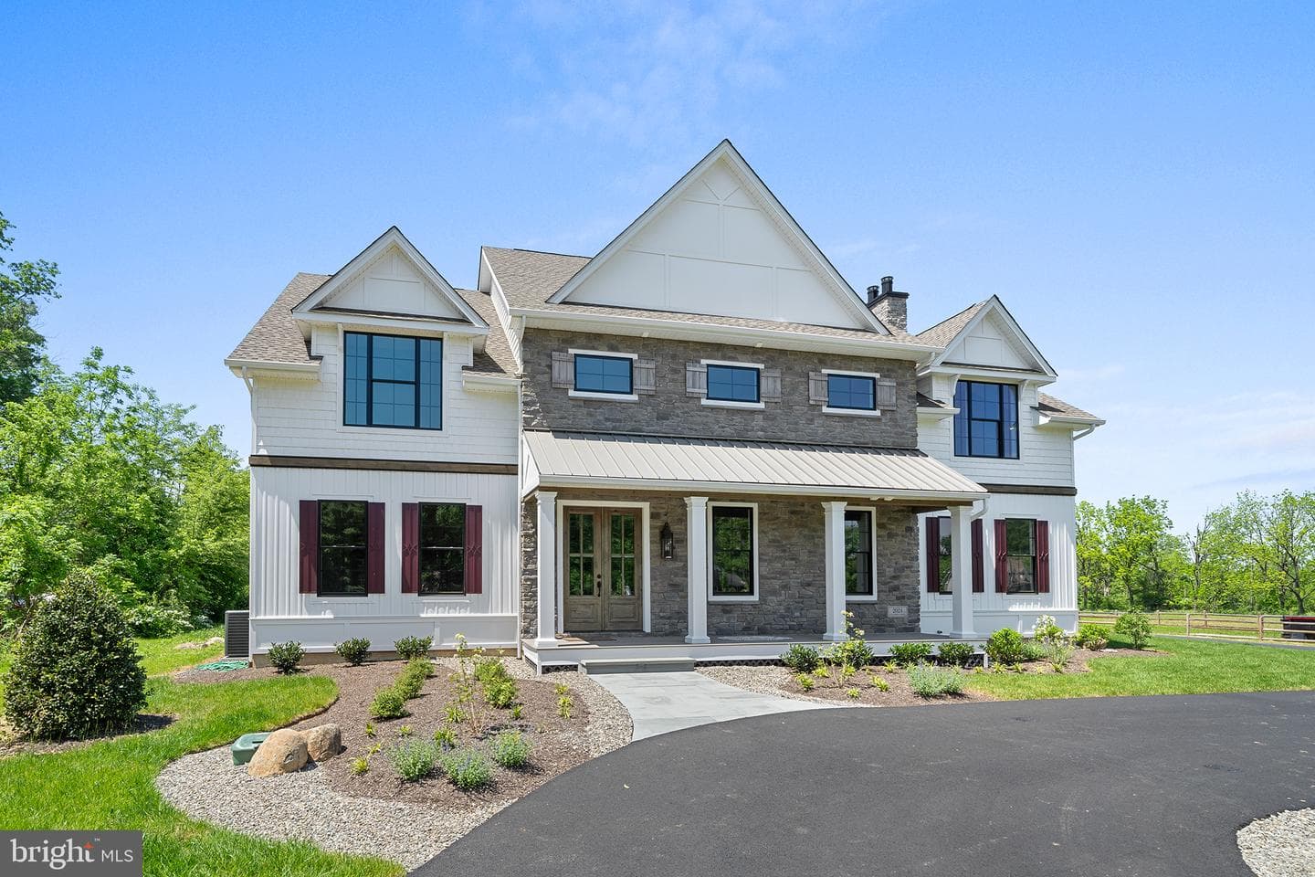 744 Broad Street photo 5