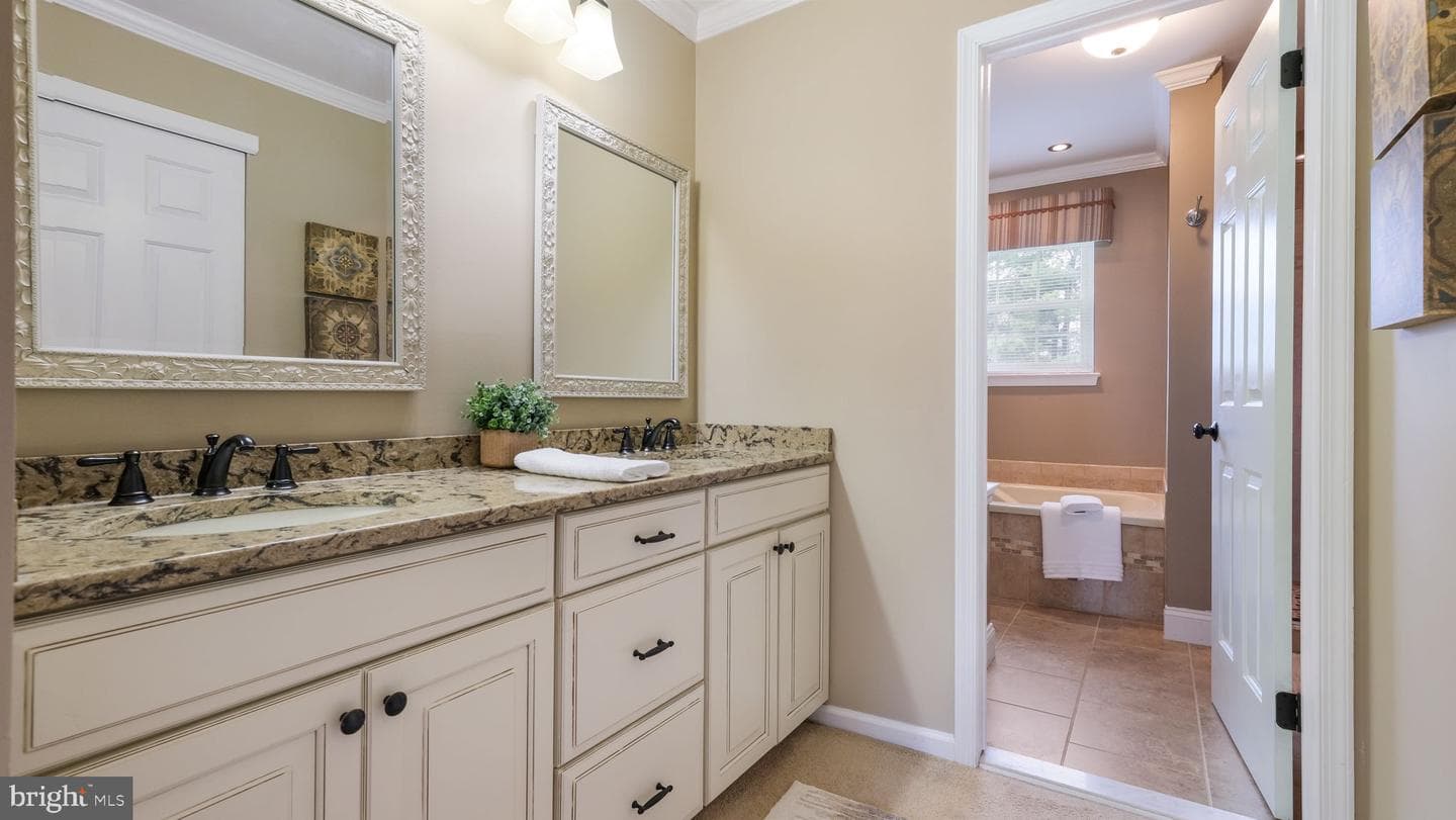 1482 Overlook Road photo 32