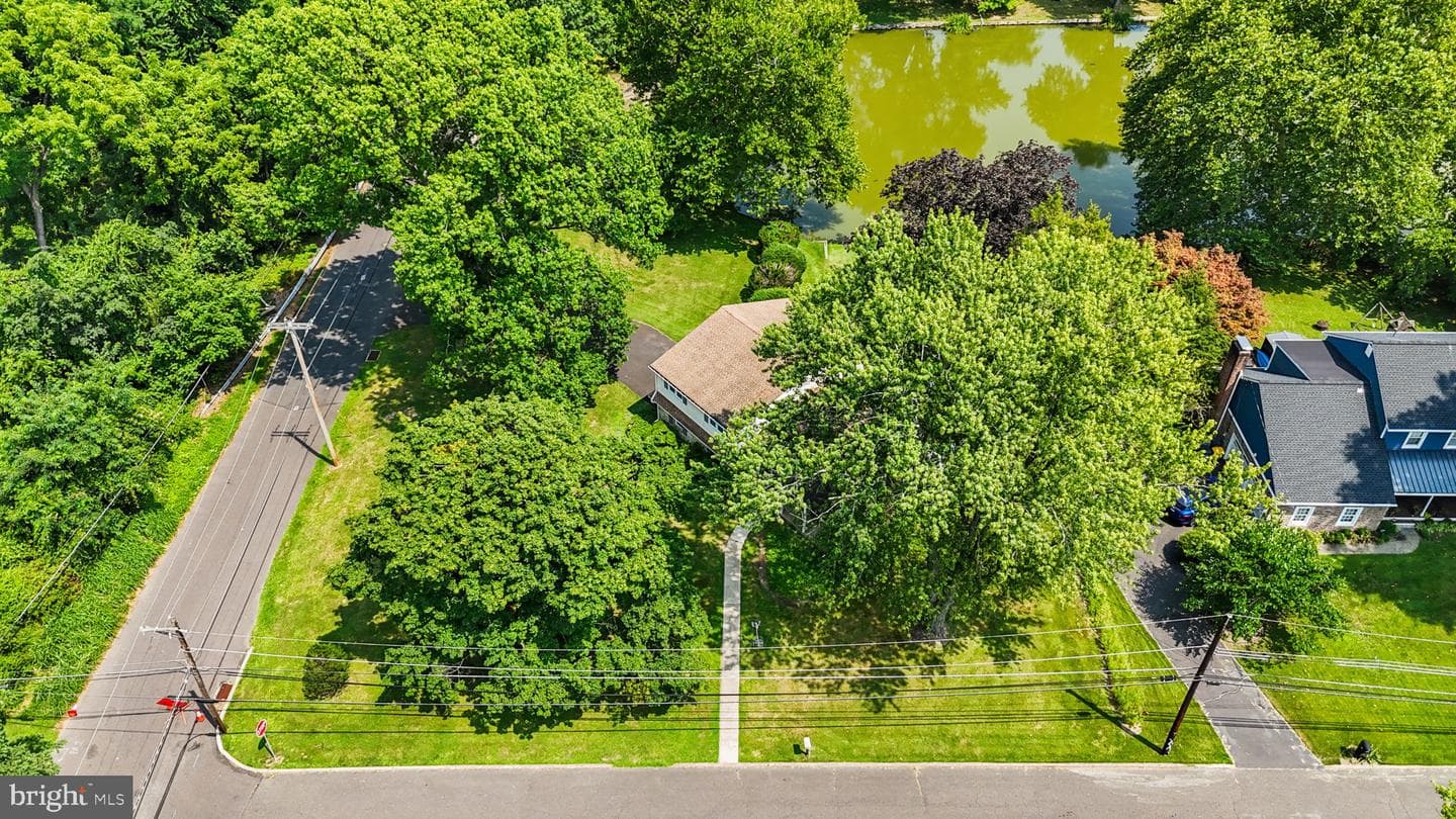 2330 Lakeview Drive photo 45