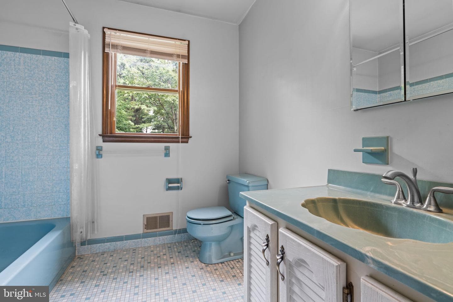 67 Harvest Road photo 23