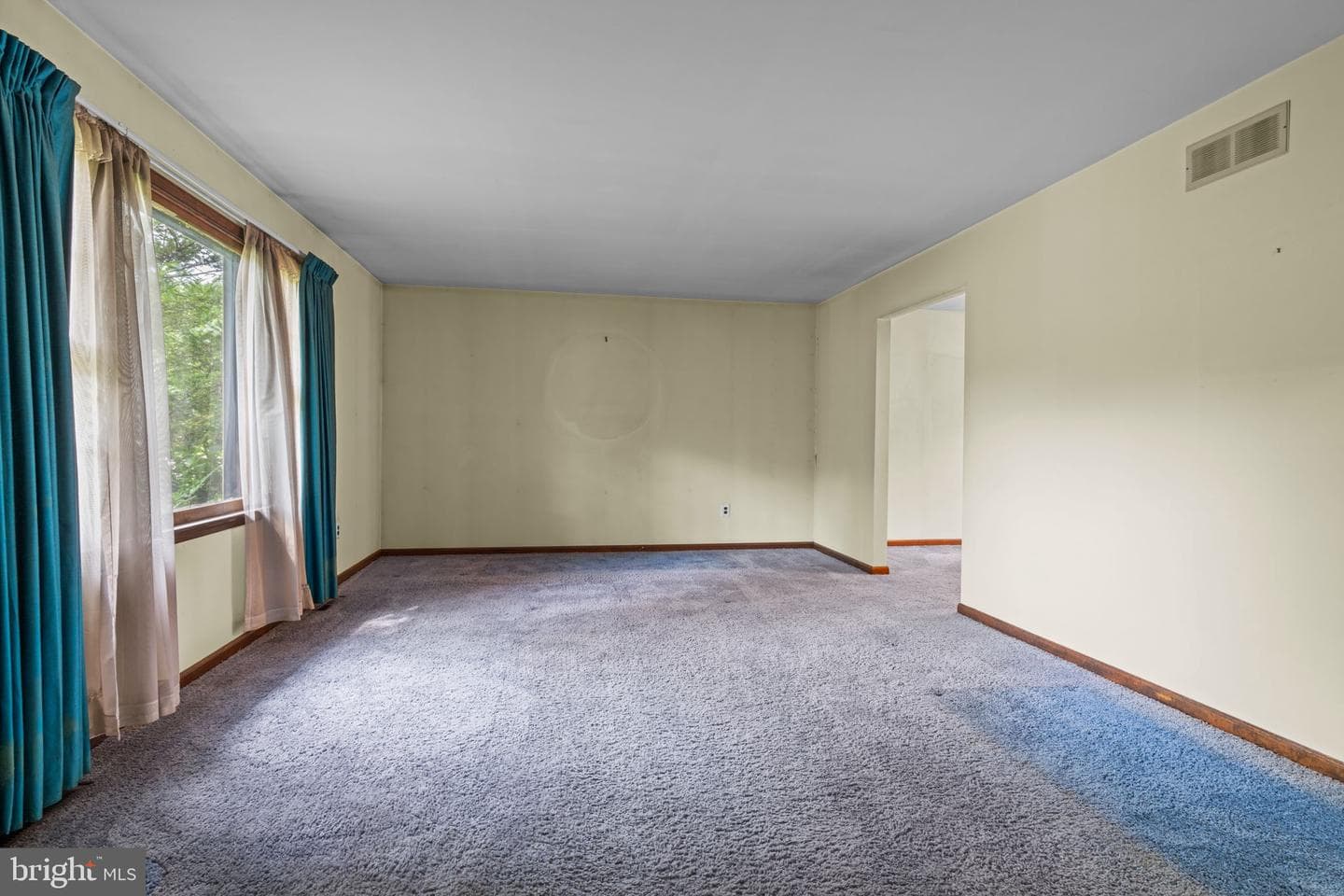 67 Harvest Road photo 5