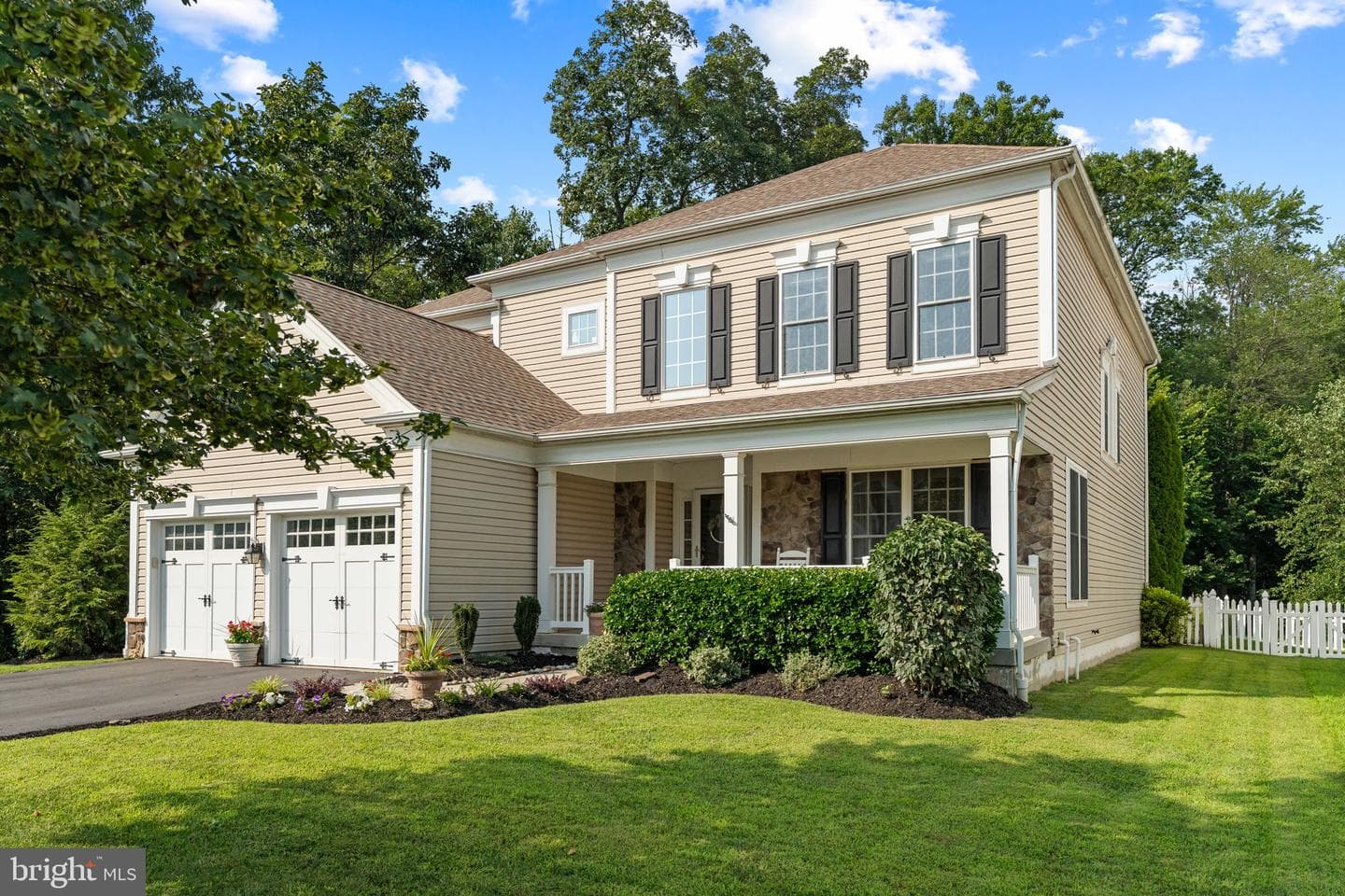 412 Darrah Drive photo 2