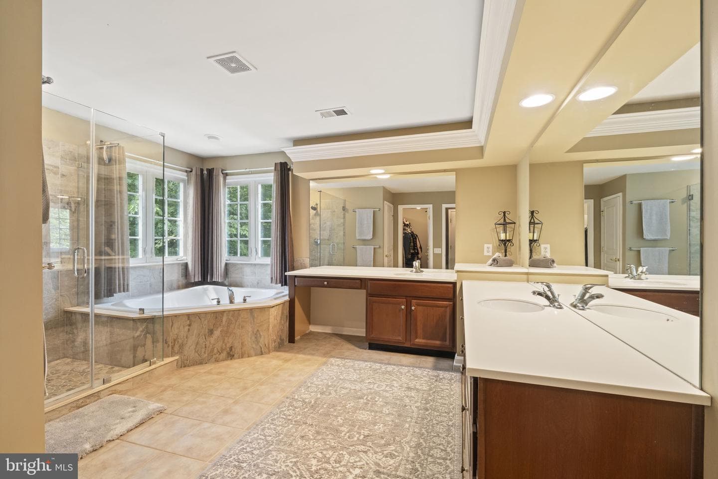 412 Darrah Drive photo 32