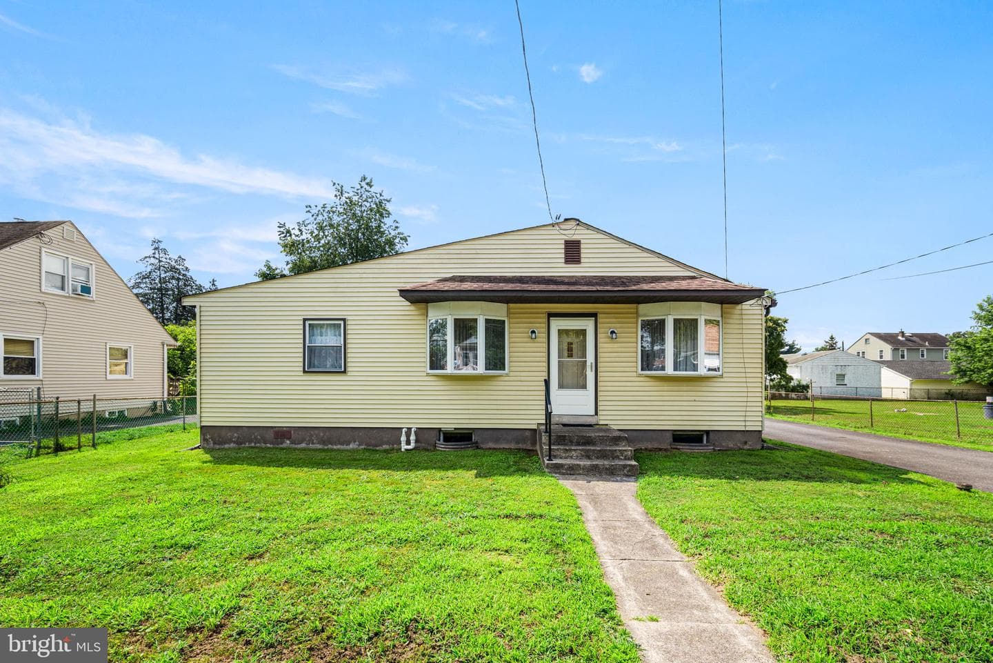 1316 Prospect Avenue photo 2