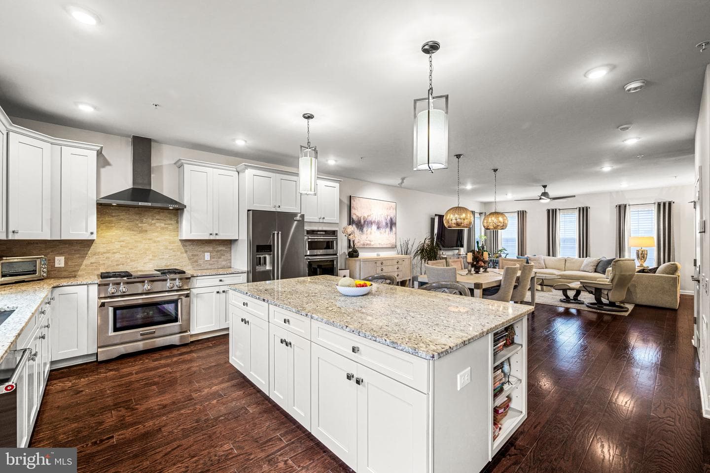464 Rowan Street photo 12