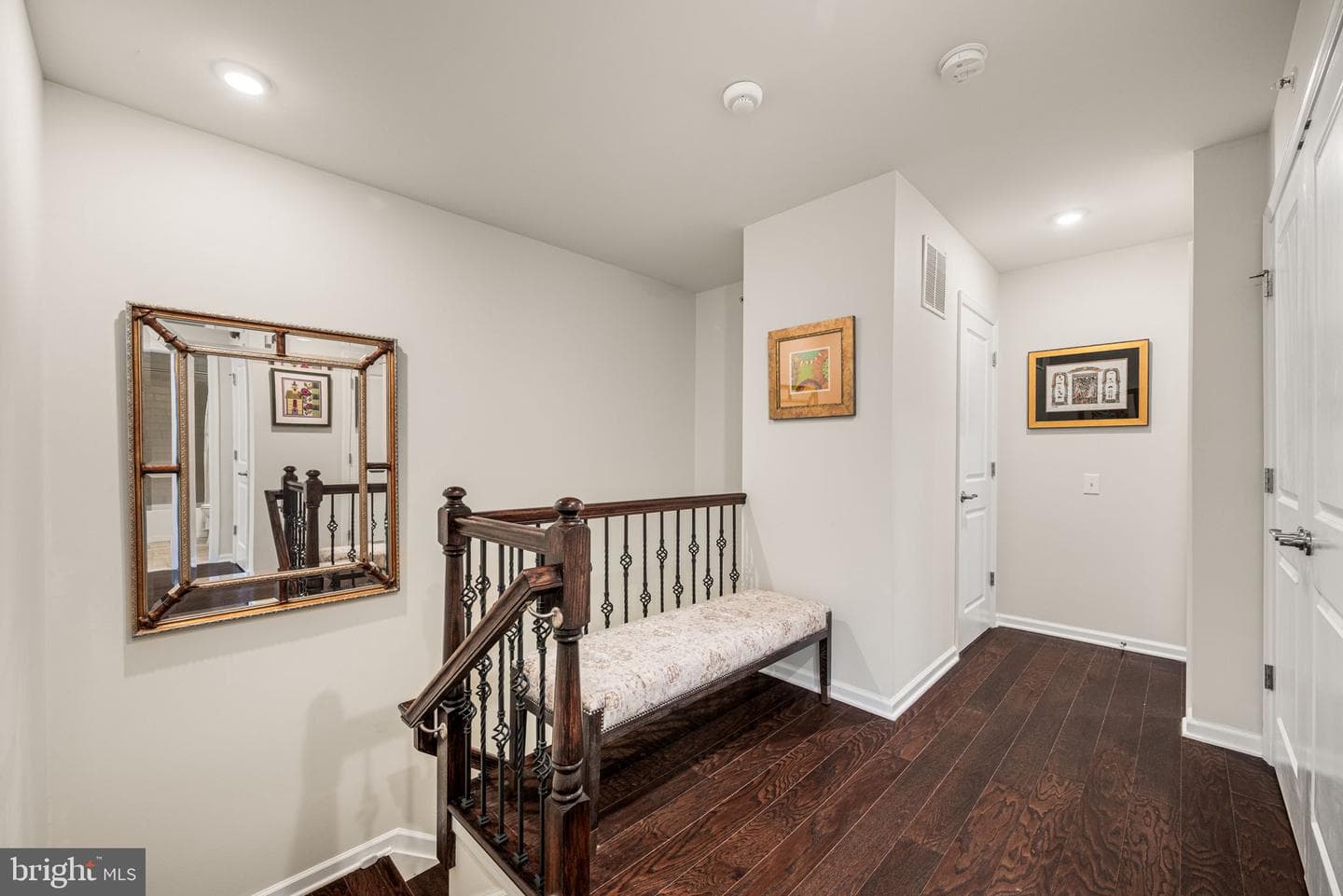 464 Rowan Street photo 16