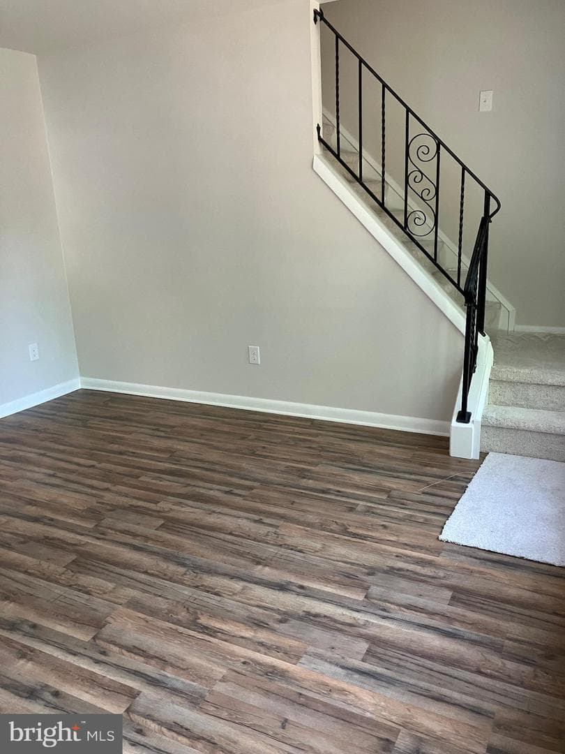 171 Redwood Drive photo 4