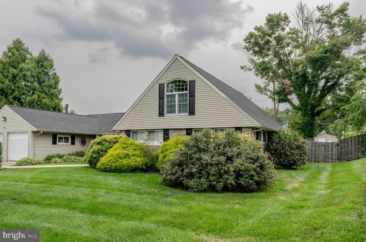 11 Fieldstone Road photo 2